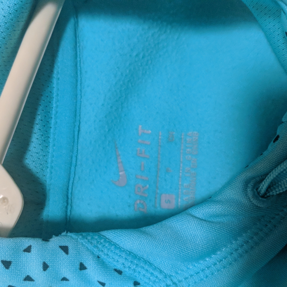 Women's Dri Fit Nike Hoodie - Picture 6 of 7